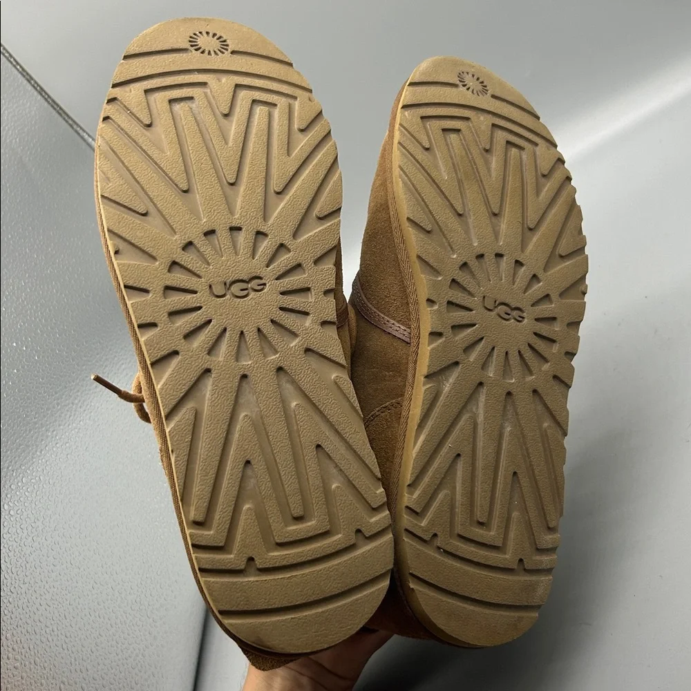 UGG Maksim Boot